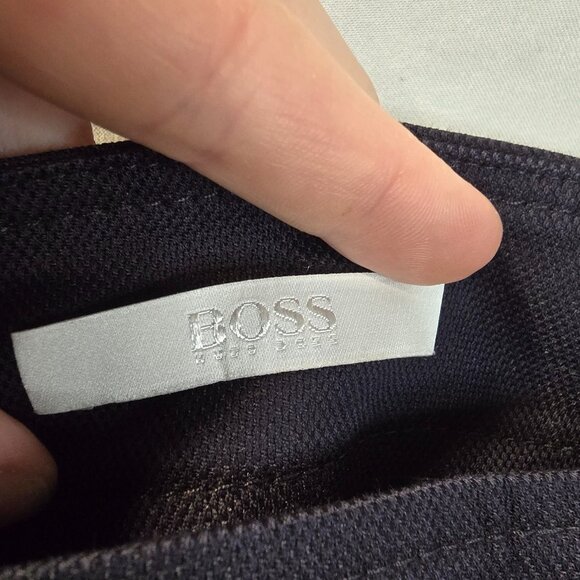 Hugo Boss Skirt Navy Size 12 Short Lined Pockets Zip With Button Accents - Picture 5 of 10